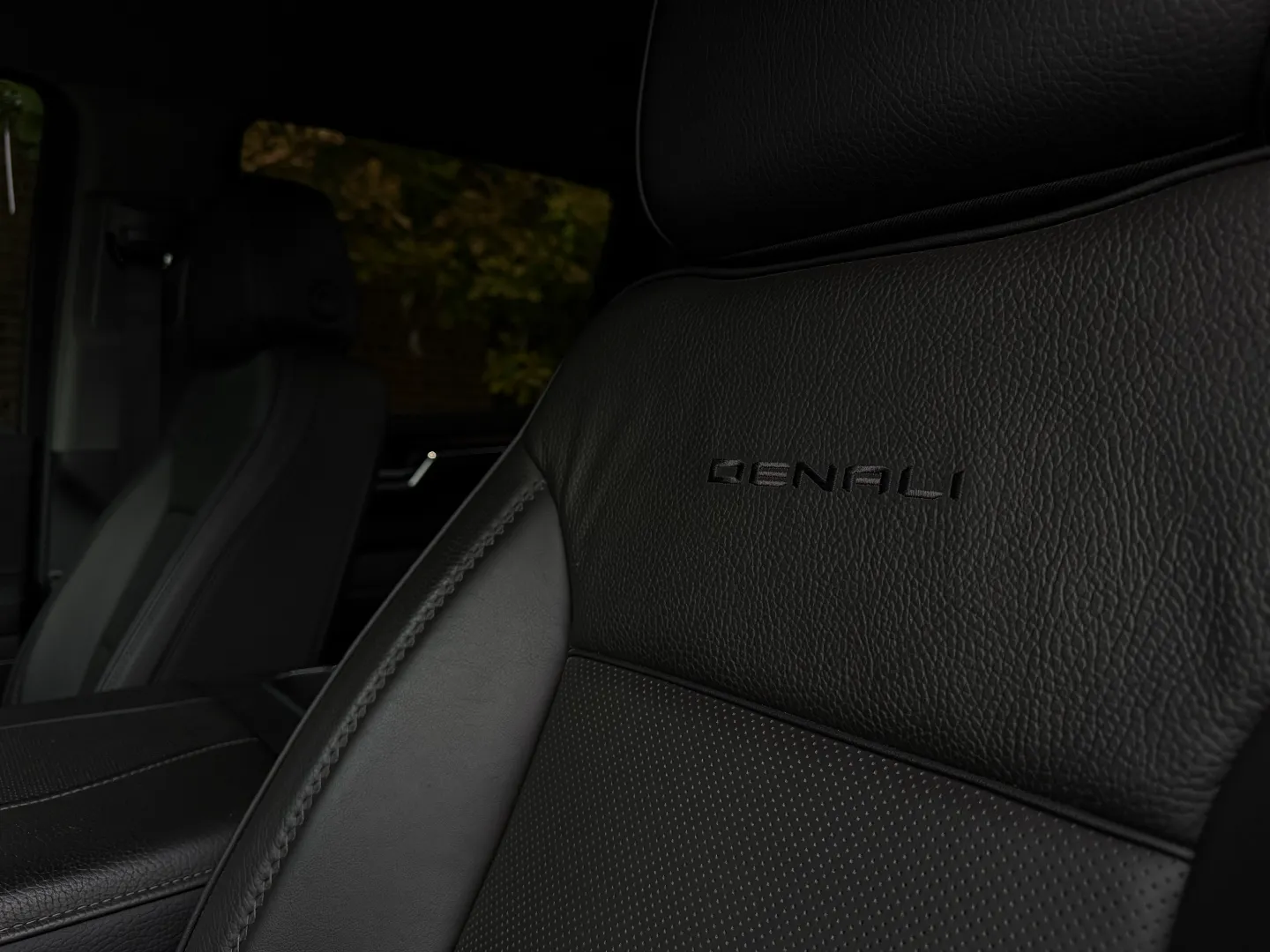 GMC Sierra 1500 Denali Crew — photo 33