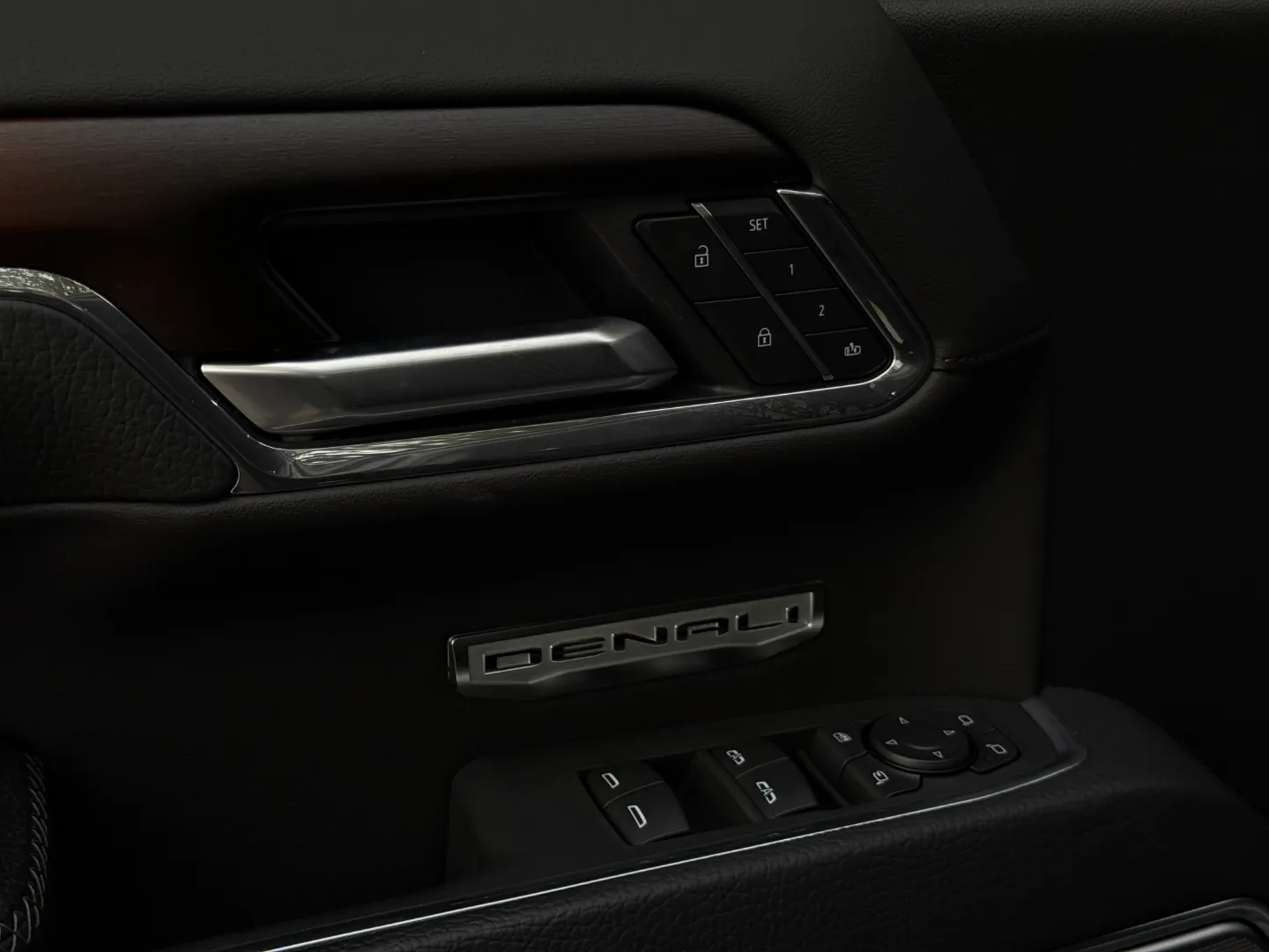 GMC Sierra 1500 Denali Crew — photo 35