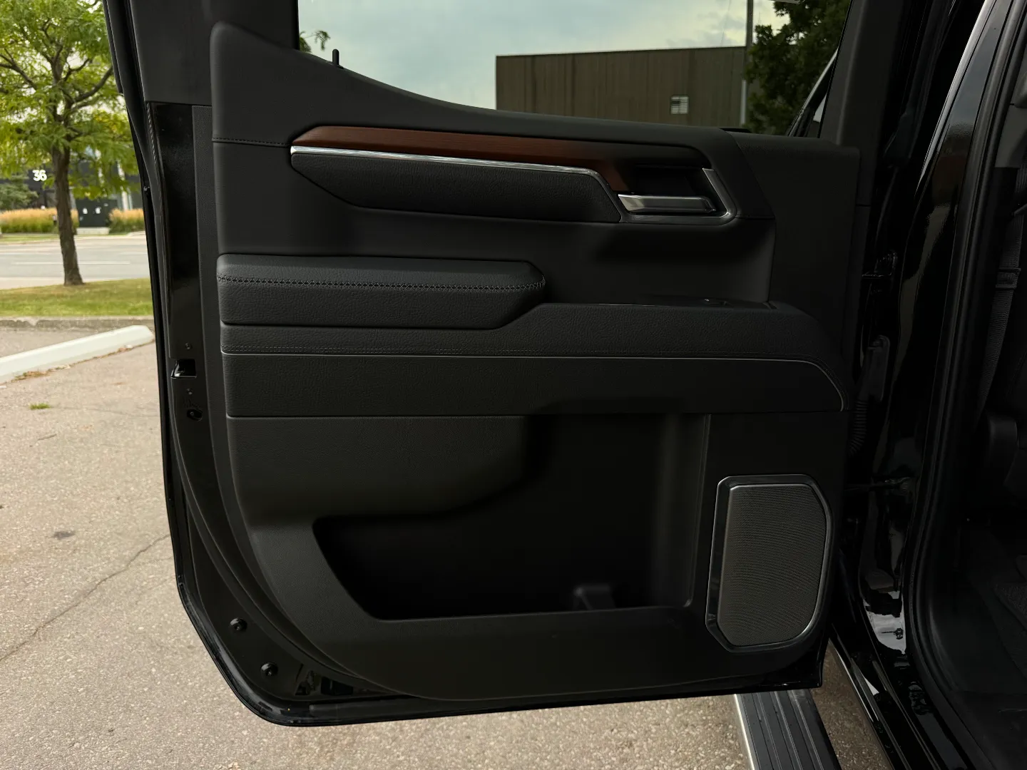 GMC Sierra 1500 Denali Crew — photo 63