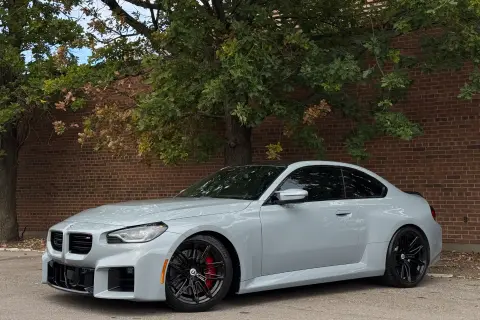 Cover image of 2023 BMW M2