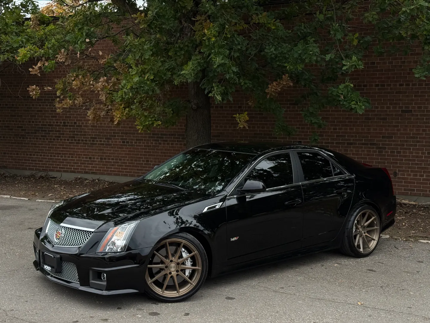 Cadillac CTS-V Sedan — photo 2