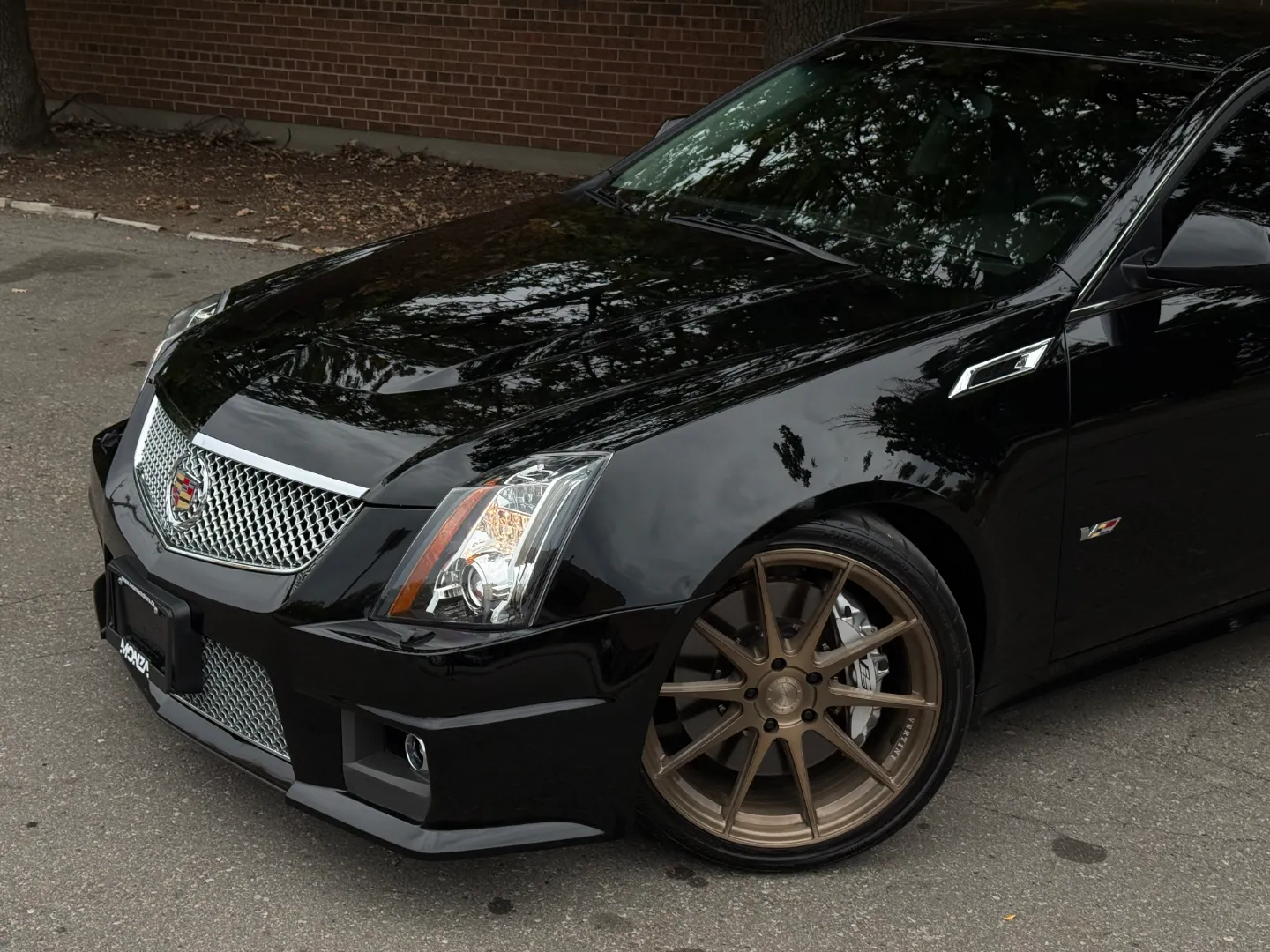 Cadillac CTS-V Sedan — photo 3