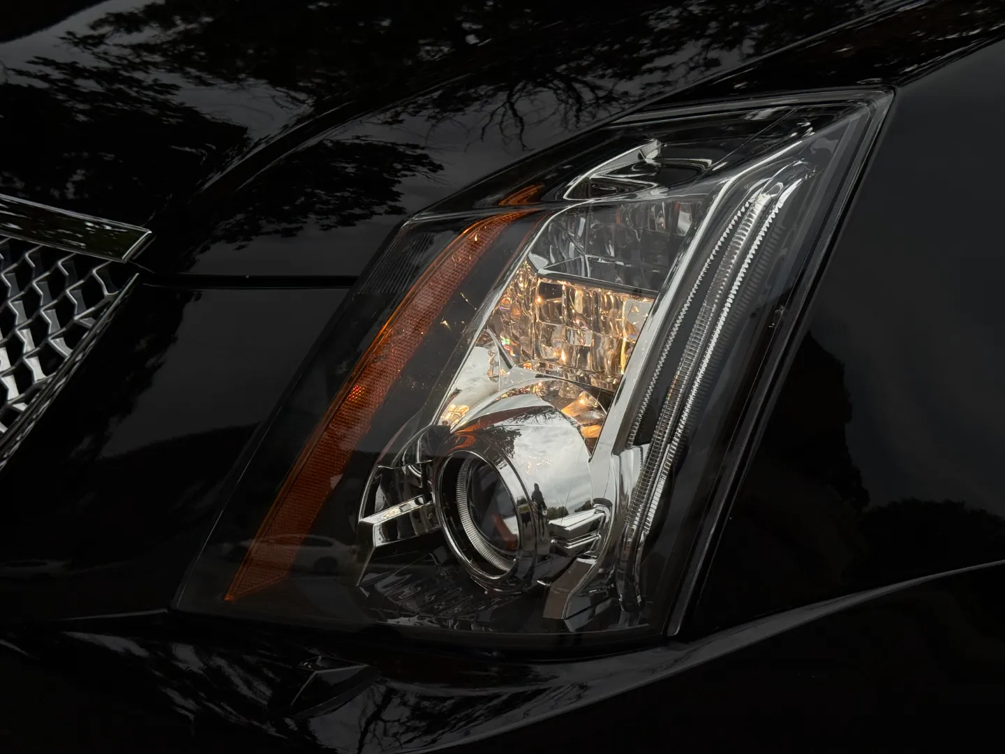 Cadillac CTS-V Sedan — photo 7