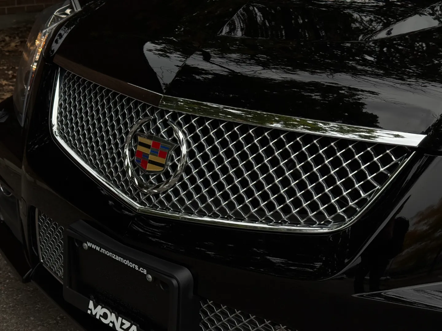 Cadillac CTS-V Sedan — photo 8