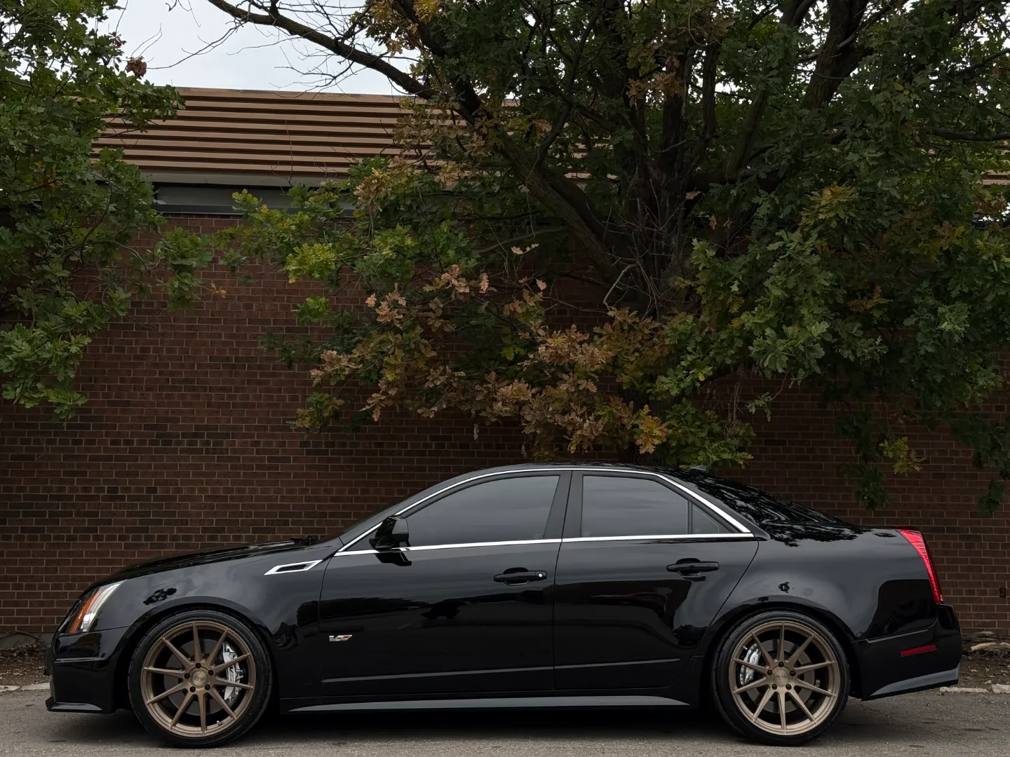 Cadillac CTS-V Sedan — photo 13