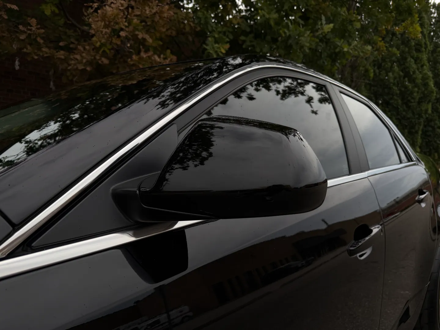 Cadillac CTS-V Sedan — photo 21