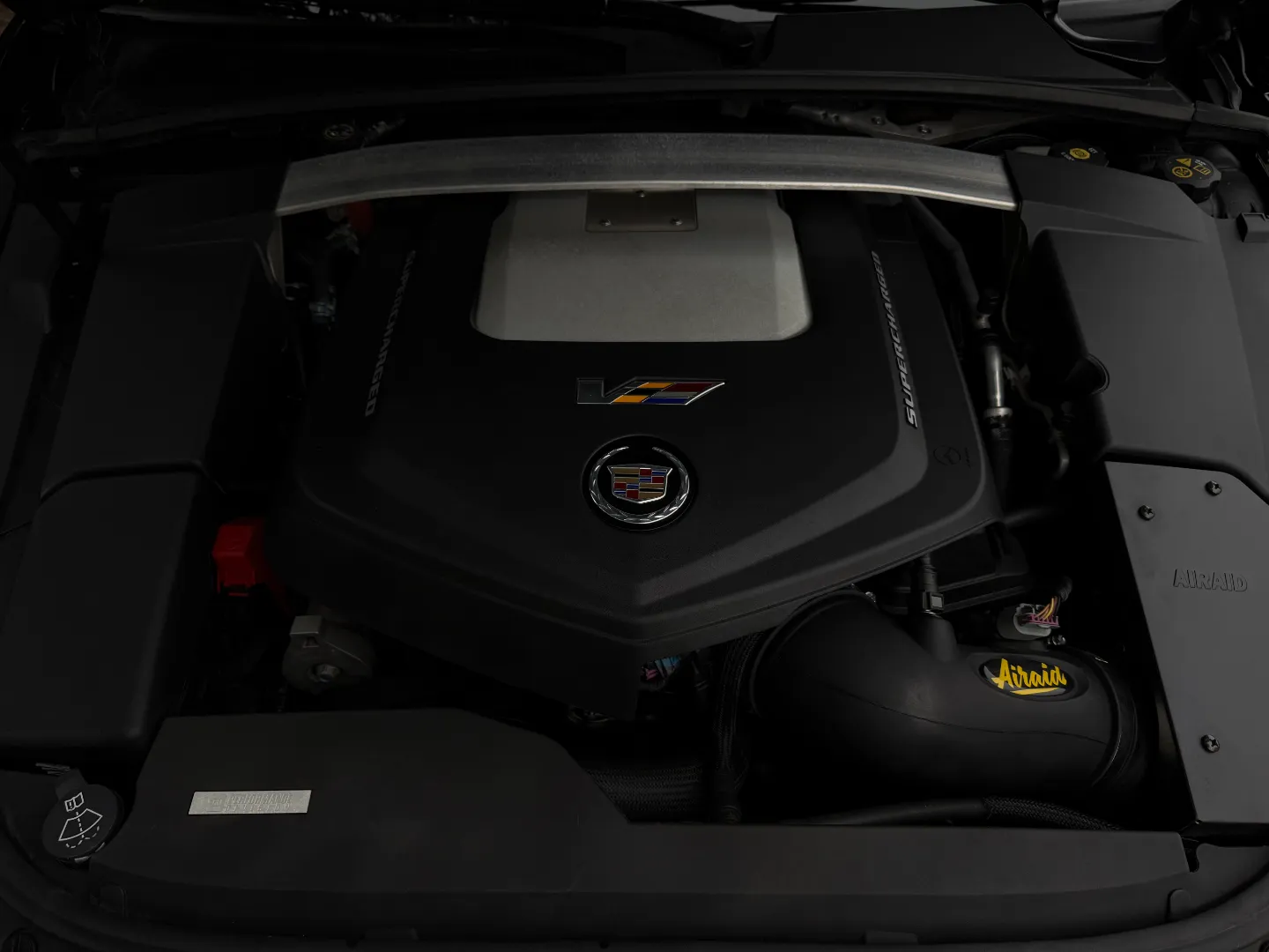 Cadillac CTS-V Sedan — photo 34