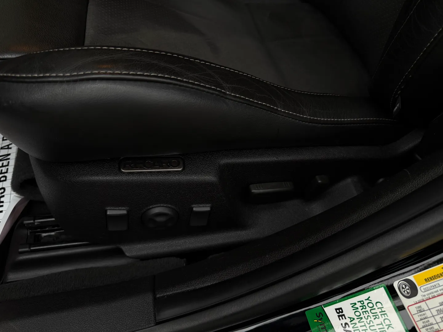 Cadillac CTS-V Sedan — photo 41