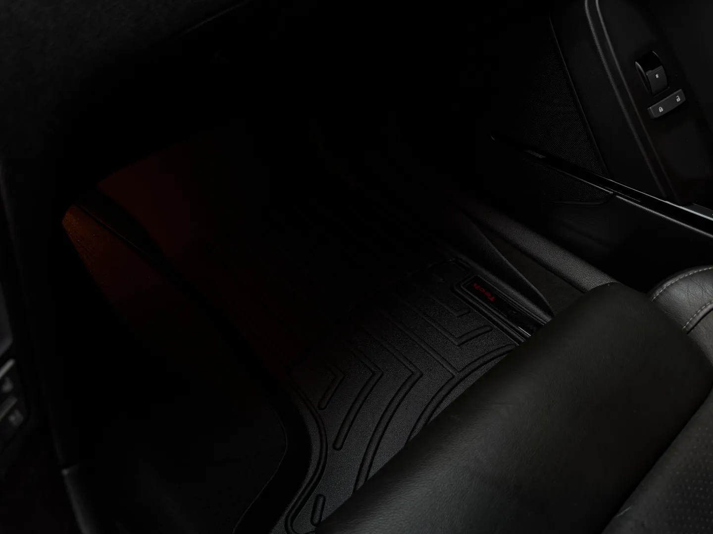 Cadillac CTS-V Sedan — photo 61