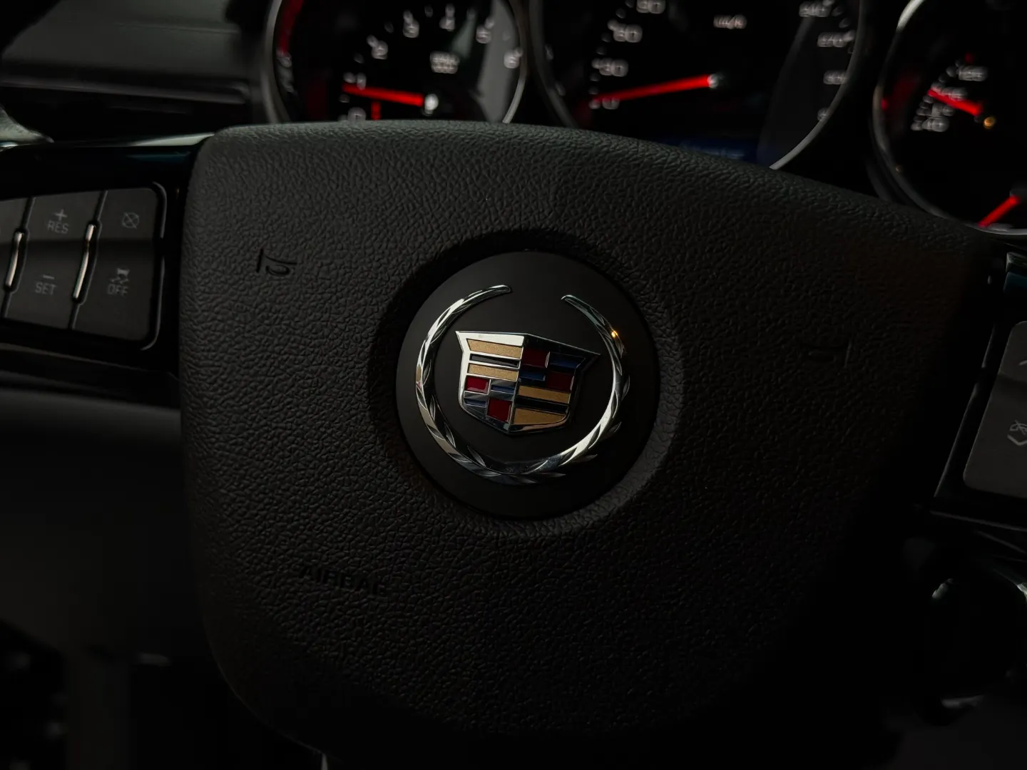 Cadillac CTS-V Sedan — photo 68