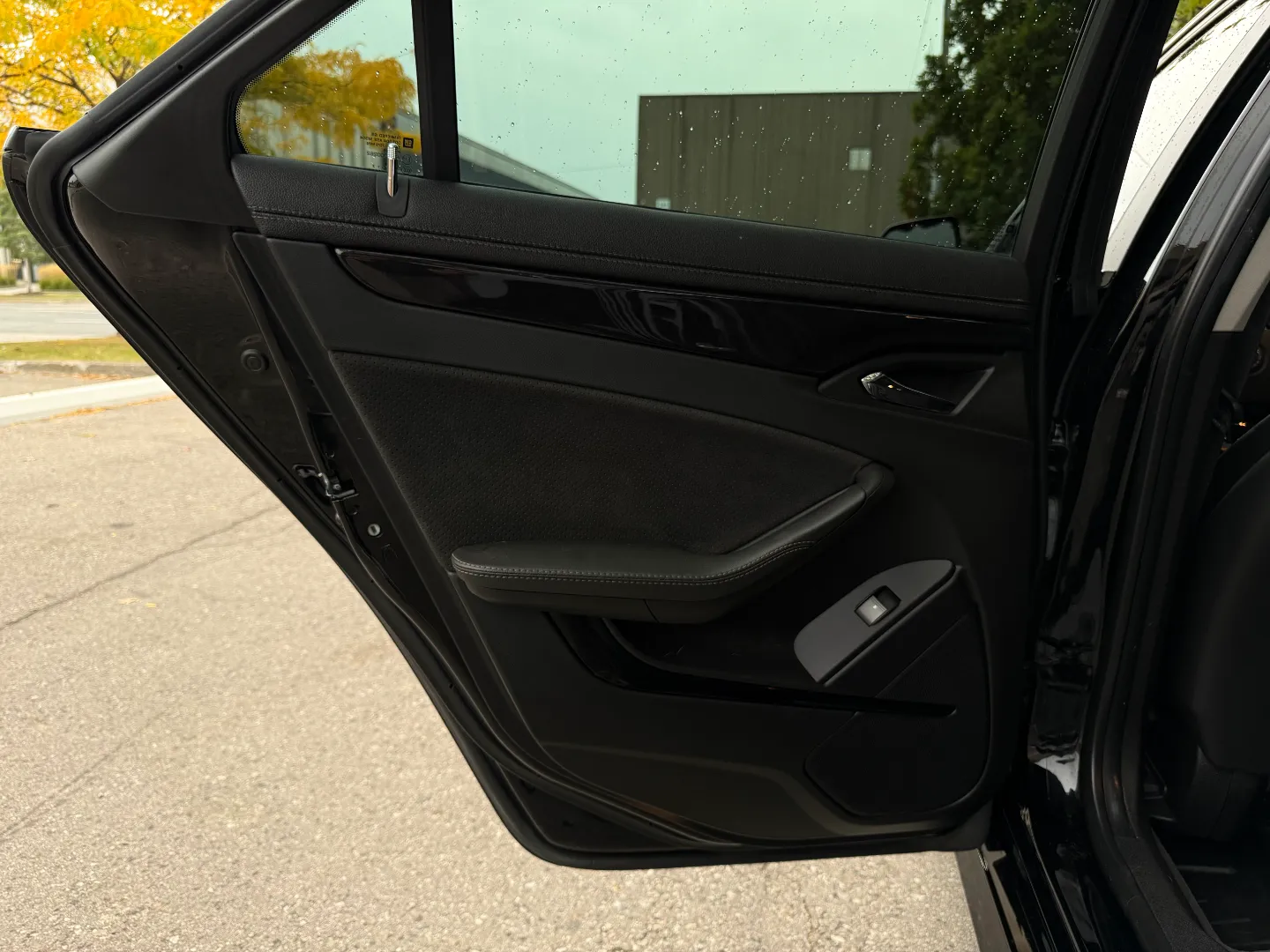 Cadillac CTS-V Sedan — photo 78
