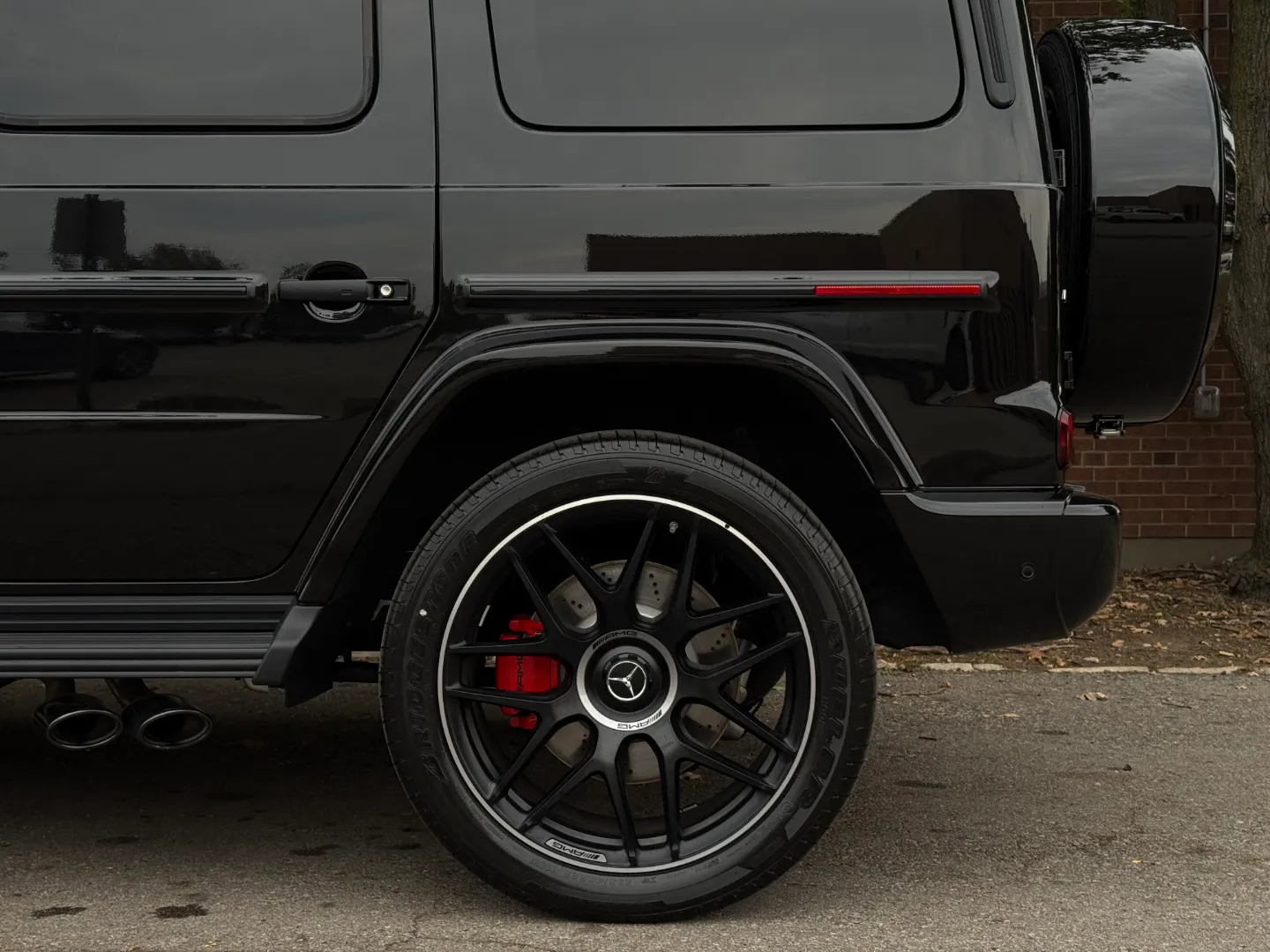 Mercedes Benz G63 AMG  — photo 15