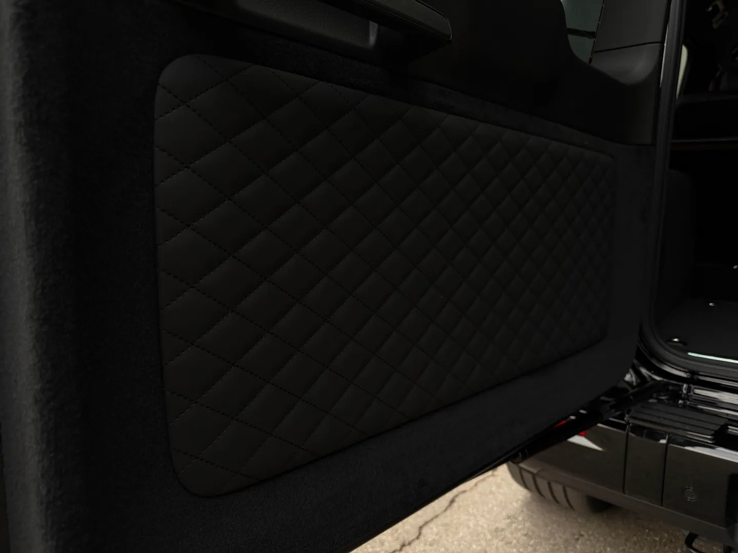 Mercedes Benz G63 AMG  — photo 35