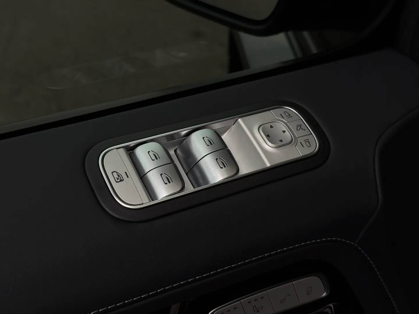 Mercedes Benz G63 AMG  — photo 45