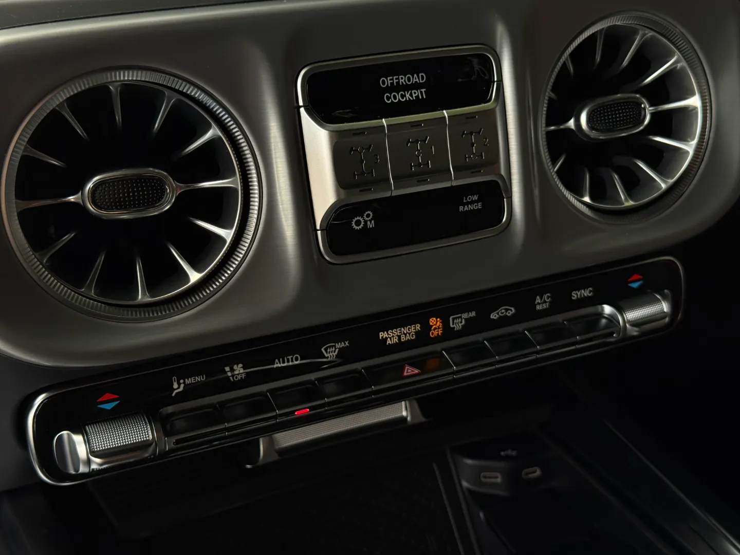 Mercedes Benz G63 AMG  — photo 53