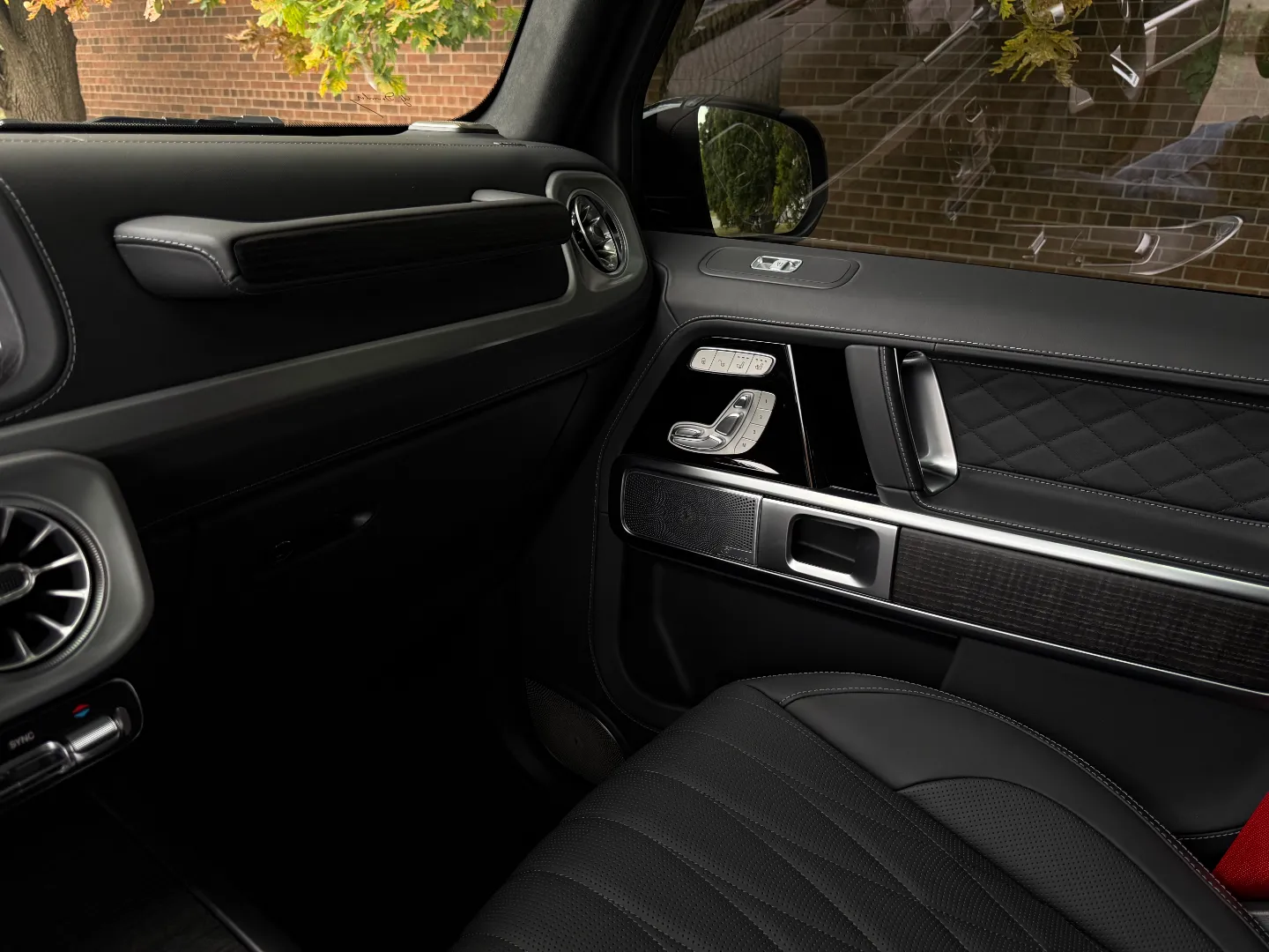 Mercedes Benz G63 AMG  — photo 64