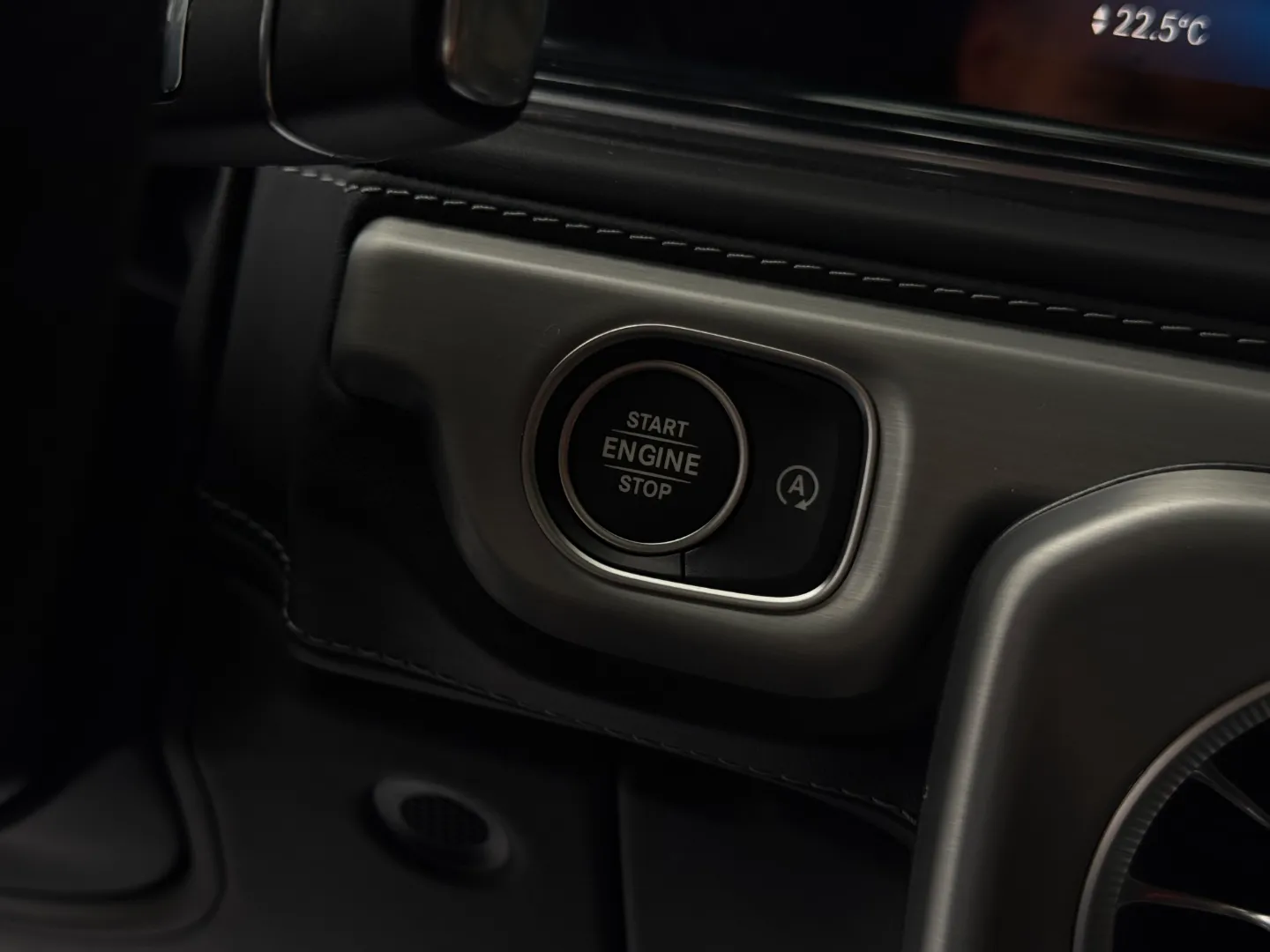 Mercedes Benz G63 AMG  — photo 79