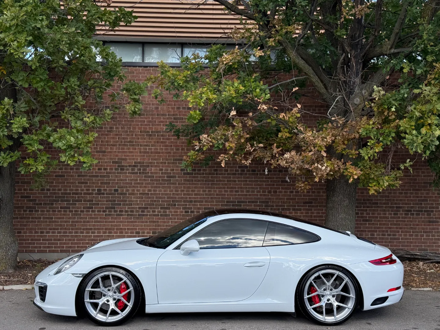 Porsche 911 Carrera S Coupe — photo 10