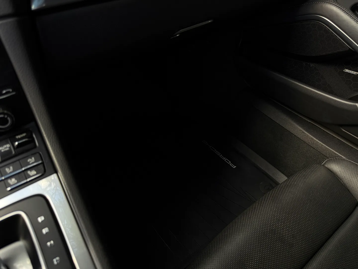 Porsche 911 Carrera S Coupe — photo 60