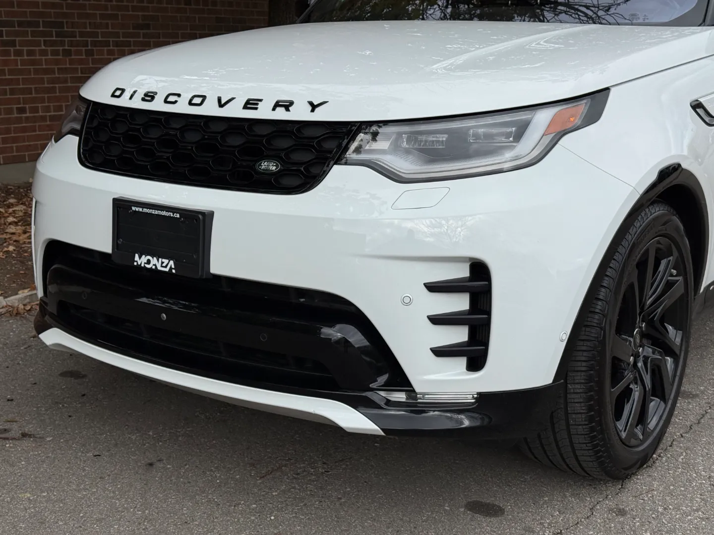 Land Rover Discovery S R-Dynamic — photo 9