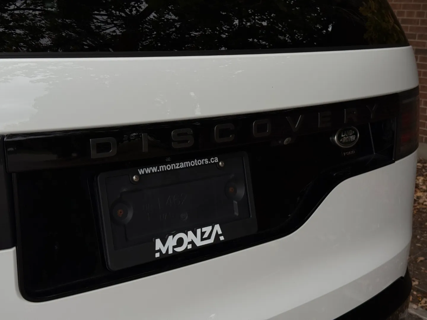 Land Rover Discovery S R-Dynamic — photo 28