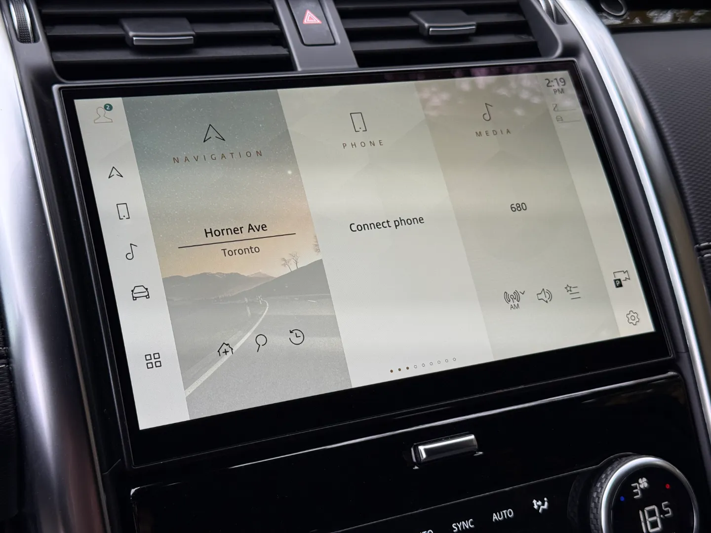 Land Rover Discovery S R-Dynamic — photo 47
