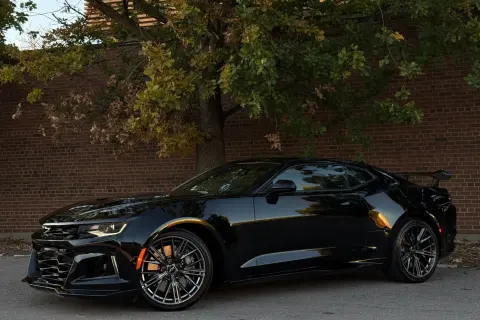 Cover image of 2021 CHEVROLET CAMARO