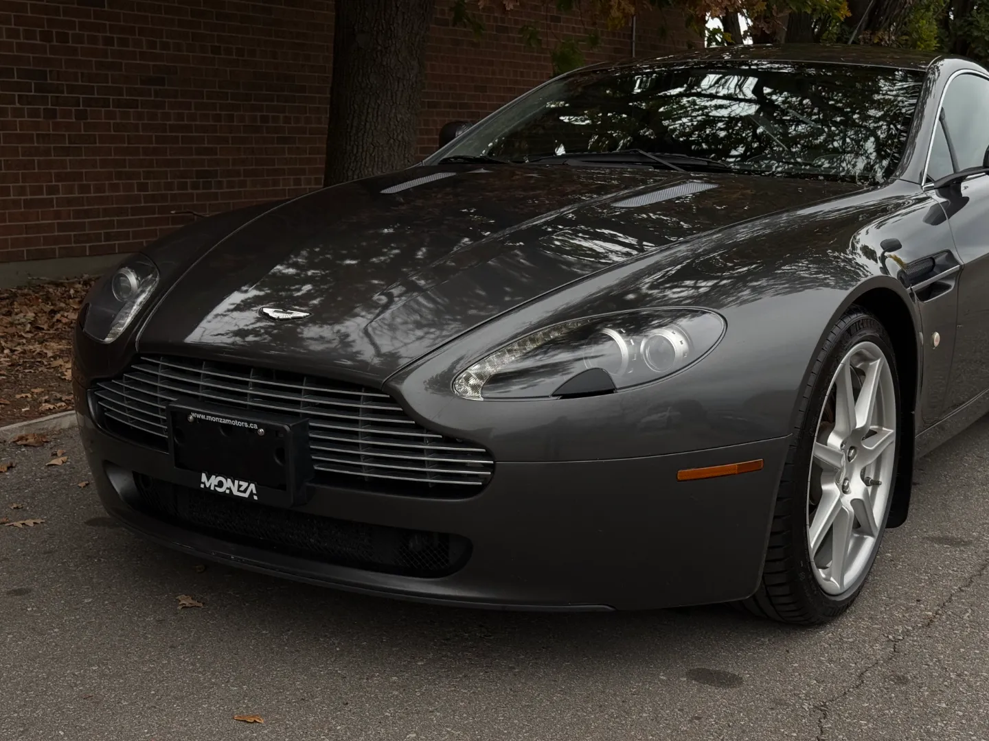 Aston Martin V8 Vantage Coupe 6 Speed Manual — photo 9