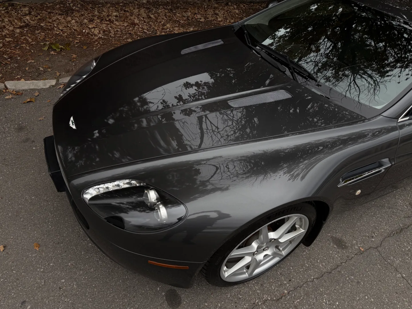 Aston Martin V8 Vantage Coupe 6 Speed Manual — photo 17