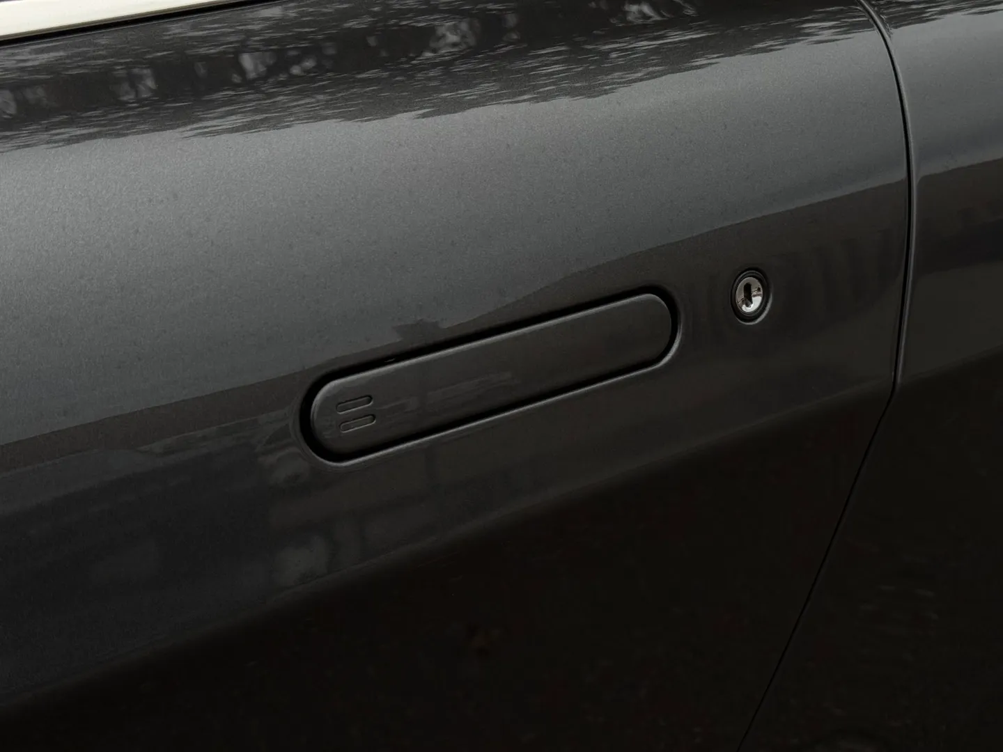 Aston Martin V8 Vantage Coupe 6 Speed Manual — photo 22