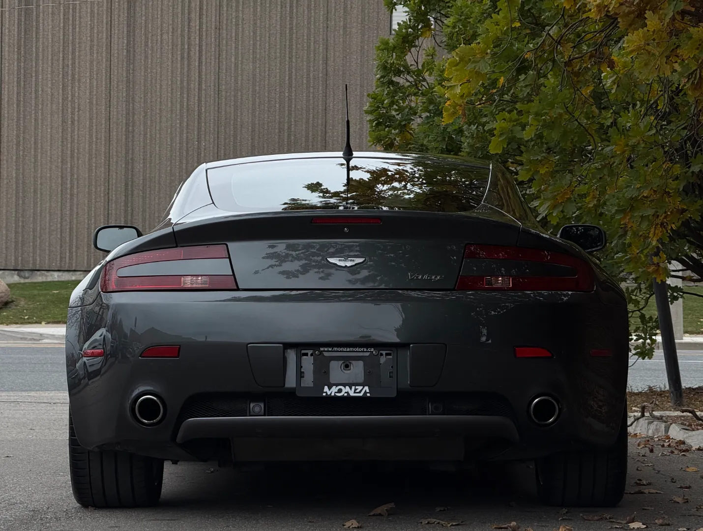 Aston Martin V8 Vantage Coupe 6 Speed Manual — photo 26