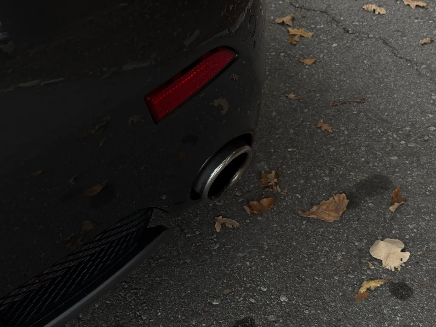 Aston Martin V8 Vantage Coupe 6 Speed Manual — photo 30