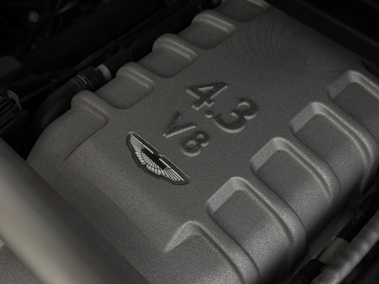 Aston Martin V8 Vantage Coupe 6 Speed Manual — photo 37