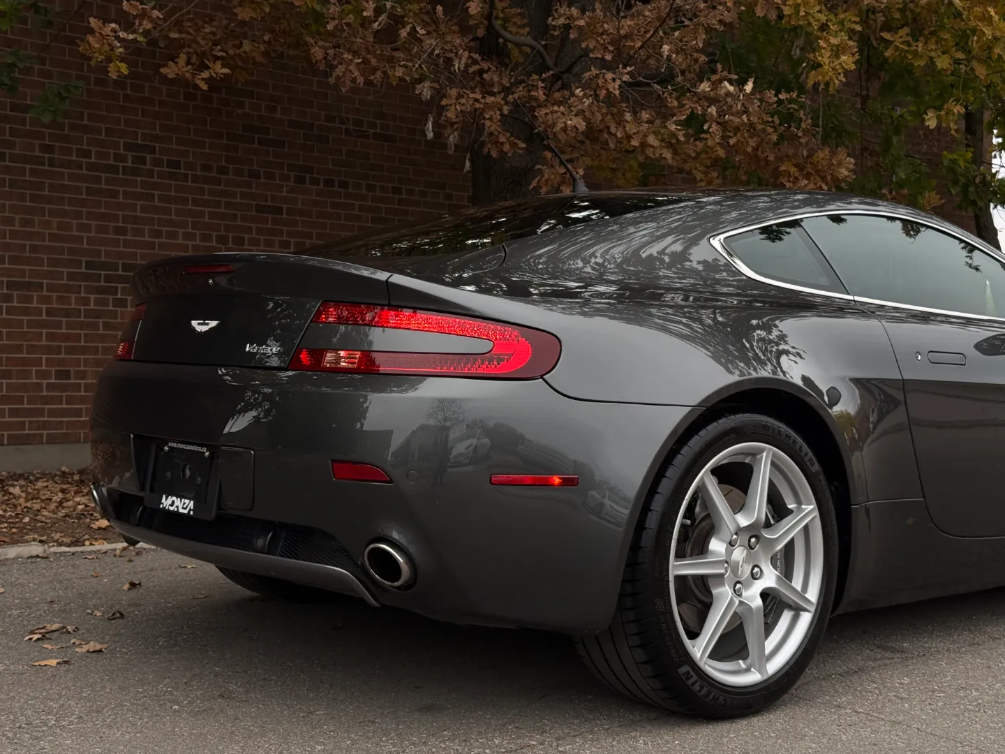 Aston Martin V8 Vantage Coupe 6 Speed Manual — photo 73